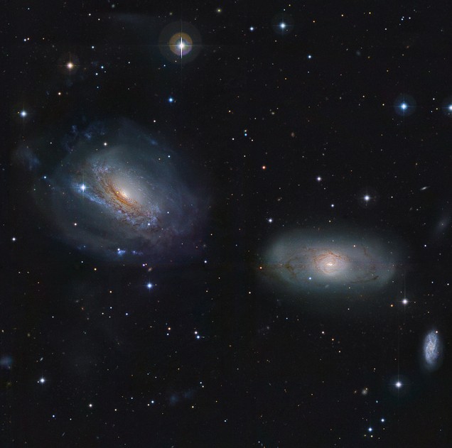 Галактики NGC3169, NGC3166 и NGC3165. Фото ESO and Igor Chekalin