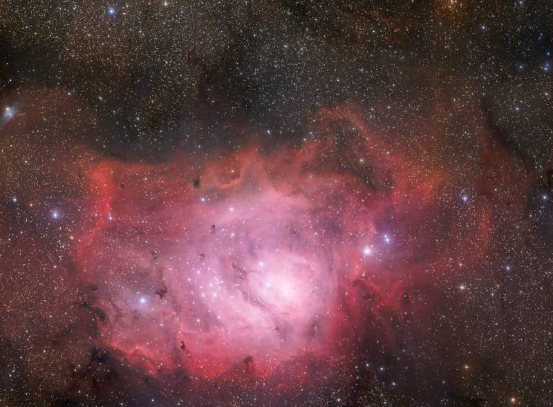 Туманность Лагуна (M8 или NGC 6523). Фото ESO/S. Guisard