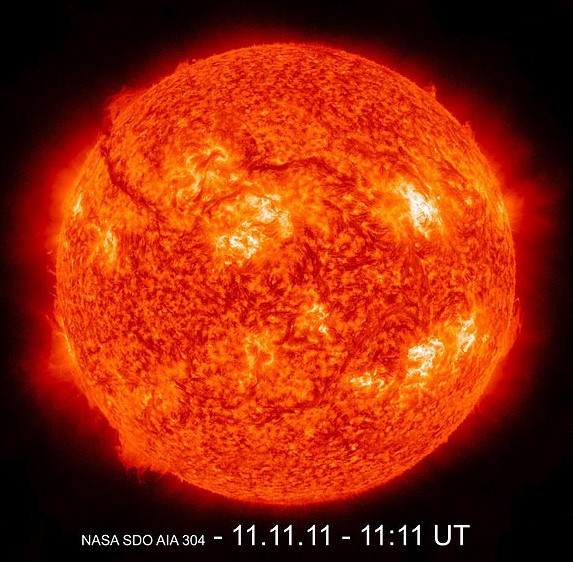 Лик Солнца 11.11.11. в 11.11 UT. Фото NASA
