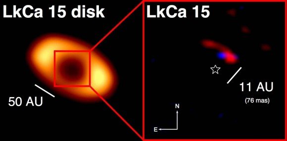  На левом изображение показан газопылевой диск вокруг звезды LkCa 15. Правое изображение показывает увеличенную центральную часть системы с планетой LkCa 15b. Фото Kraus & Ireland 2011.