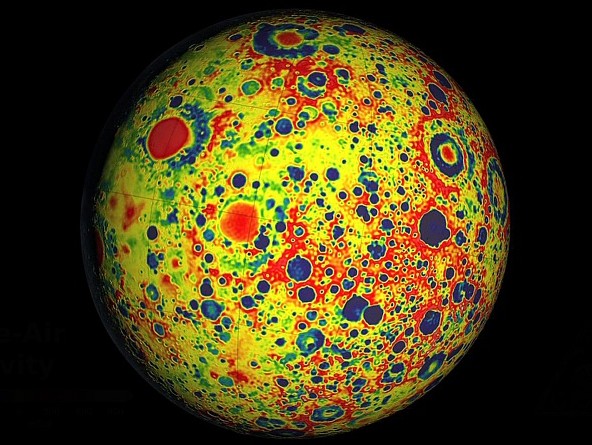 Гравитационная карта Луны.