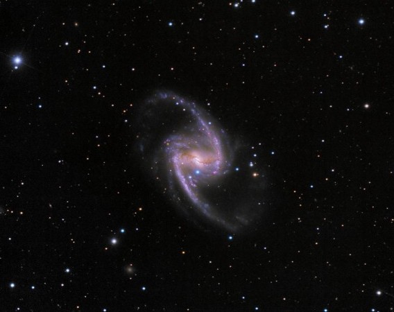 Галактика NGC 1365 со сверхновой 2012fr.