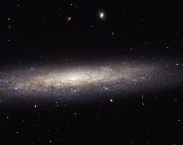 Спиральная галактика NGC 4206.