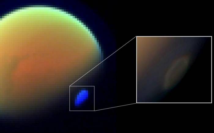 Облако синильной кислоты в атмосфере Титана в 2012 году.