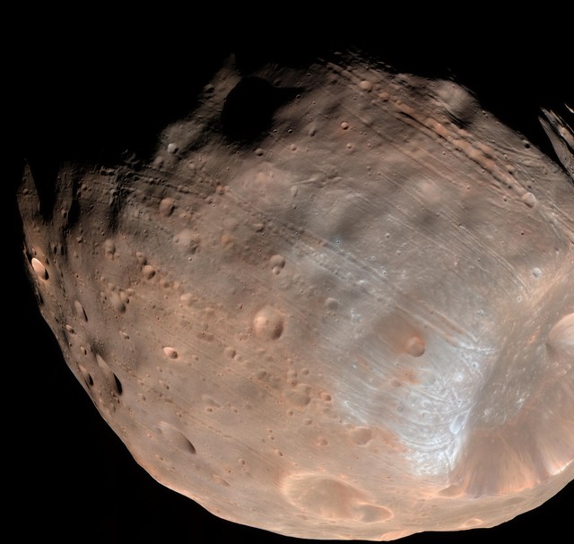 Фобос. Фото NASA/JPL-Caltech/University of Arizona