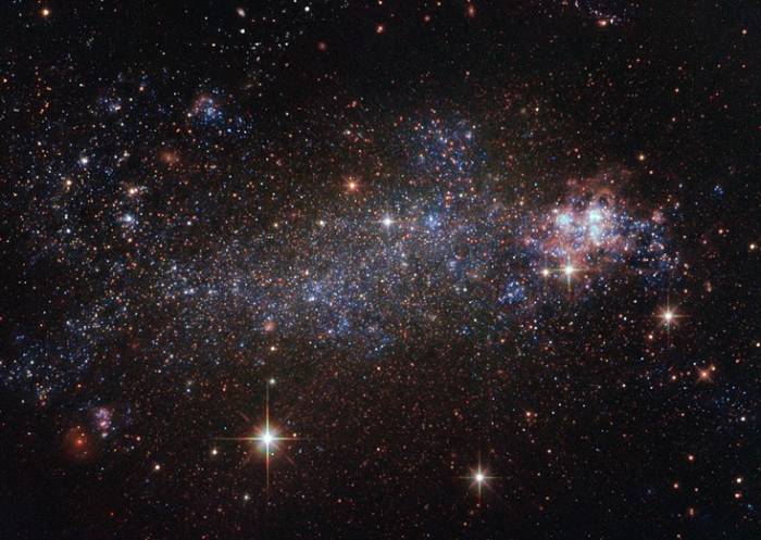 Неправильная галактика NGC 5408.