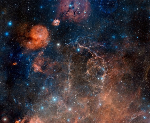 Остаток сверхновой в созвездии Вела (Парус). Фото NASA