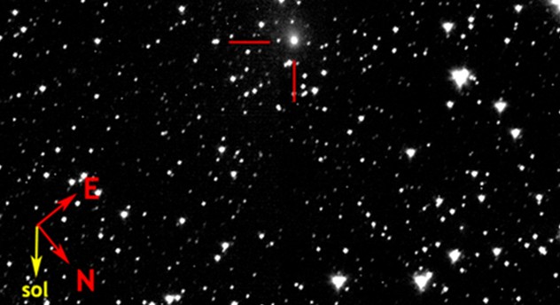 Это первое изображение кометы Хартли-2 сделанное Deep Impact 5 сентября с расстояния 60 миллионов километров от кометы. Фото NASA/JPL/UM
