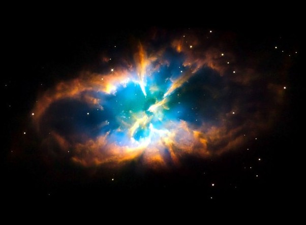 Планетарная туманность NGC 2818. Фото NASA, ESA, and the Hubble Heritage Team (STScI/AURA)