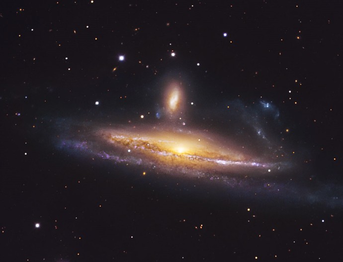 Взаимодействующие галактики NGC 1531 и NGC 1532. Фото ESO/IDA/Danish 1.5 m/R.Gendler and J.-E. Ovaldsen