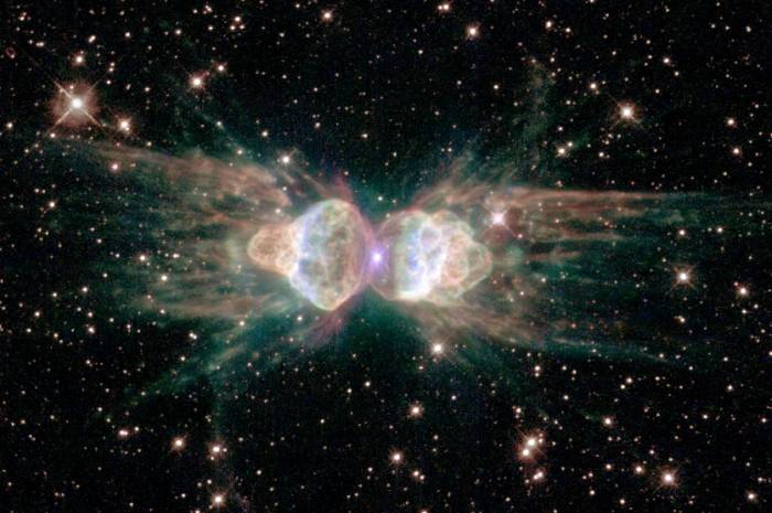 Планетарная туманность Муравей (Menzel 3 или Mz3). Фото NASA, ESA and The Hubble Heritage Team (STScI/AURA)