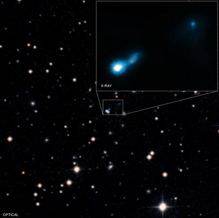Джет, испускаемый сверхмассивной черной дырой B3 0727+409. 