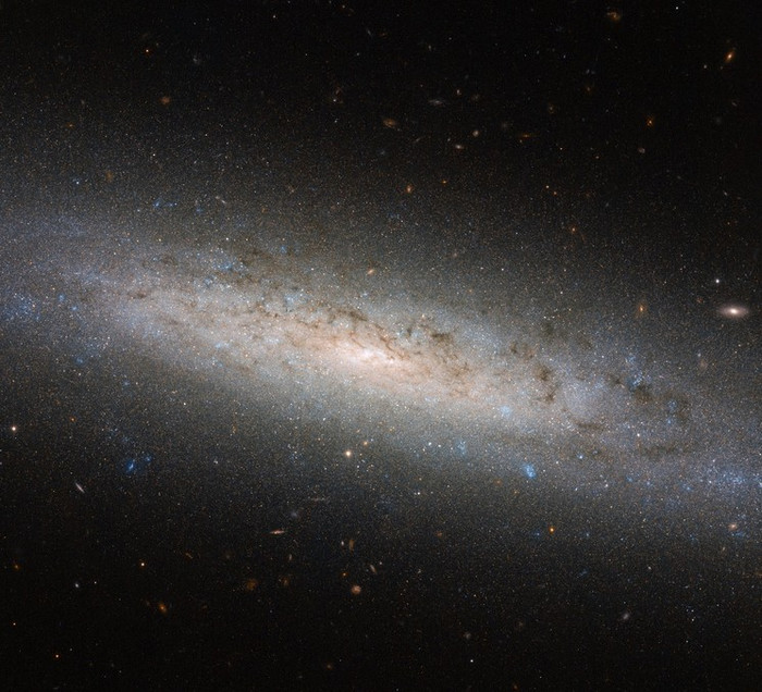 Спиральная галактика NGC 24.