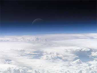 Согласно новым данным, граница космоса проходит на высоте 118 километров. Фото NASA
